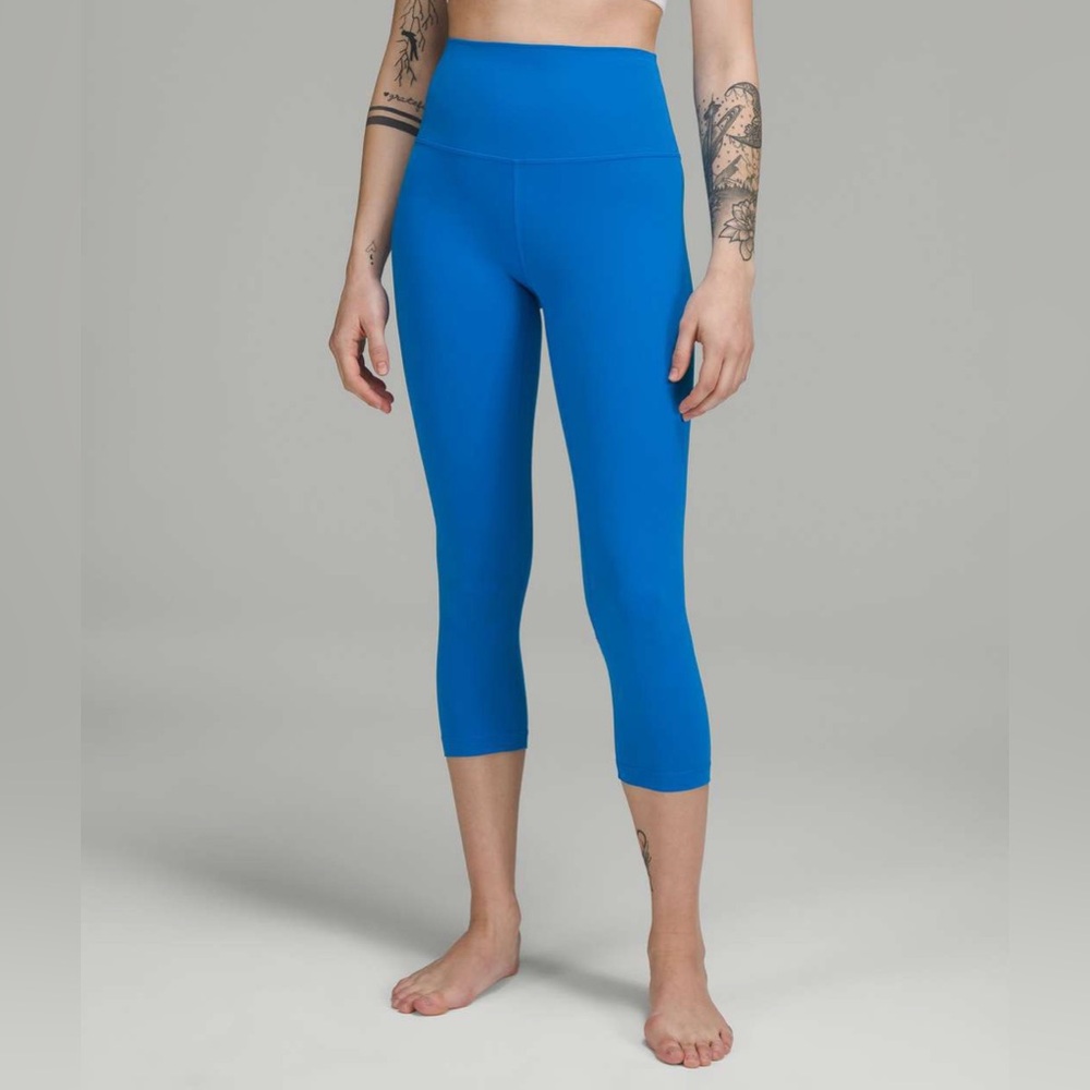 lululemon align crop 21” in poolside size 0 - like new